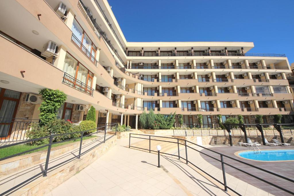Menada Luxor Apartments Sveti Vlas Exteriér fotografie