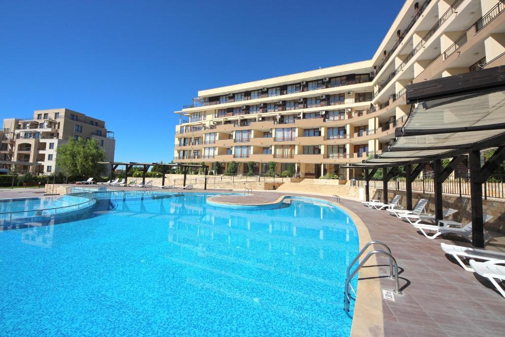 Menada Luxor Apartments Sveti Vlas Exteriér fotografie